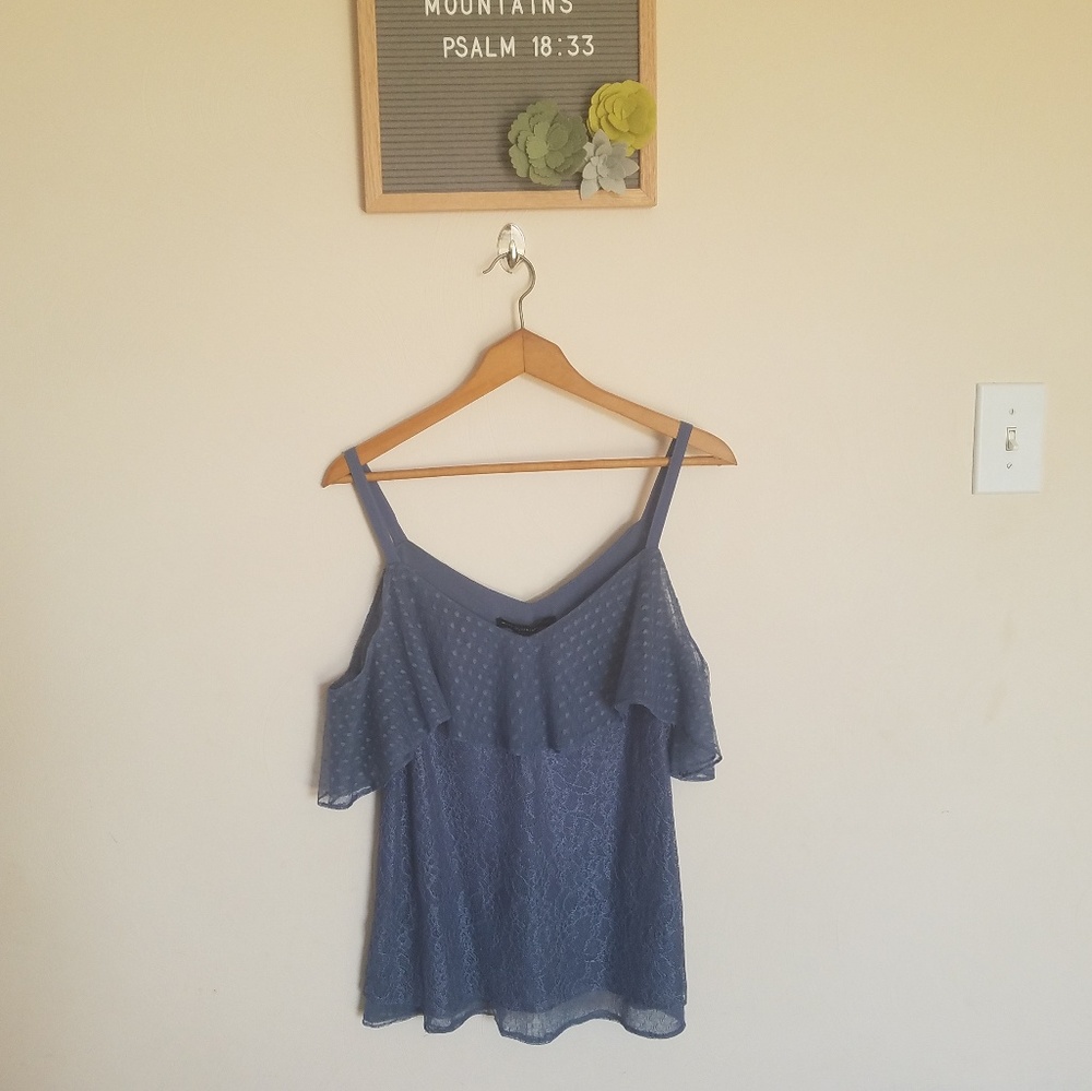 *Clearout* White House Black Market Top